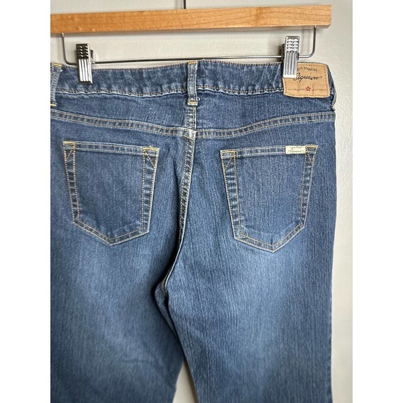 Levis Regular Straight Relaxed Fit Blue Jeans - Size 28x32 - Picture 5 of 5